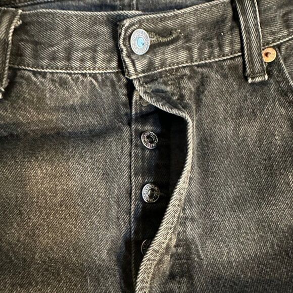 Levi’s 501 Black Jeans Waist 36 Inseam 28 inches - Picture 7 of 16
